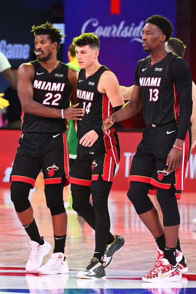 与梅西交换 与梅西交换